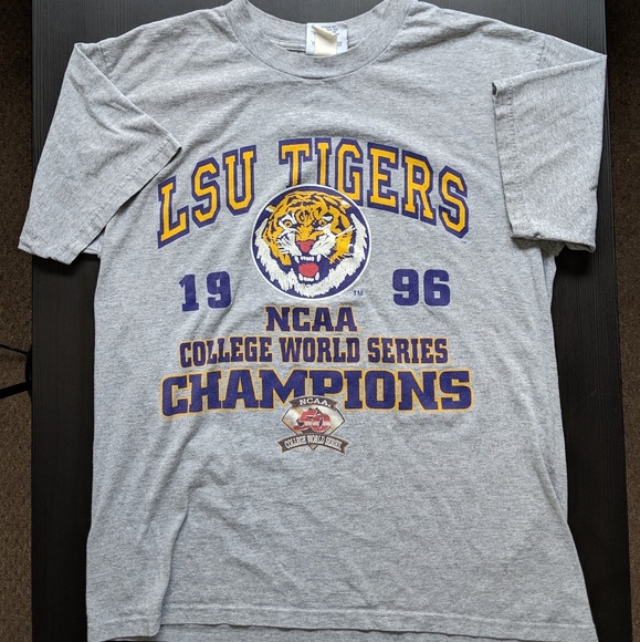 lee sport Other - Vintage 1996 LSU NCAA T-shirt lee sport Other - Vintage 1996 LSU NCAA T-shirt
